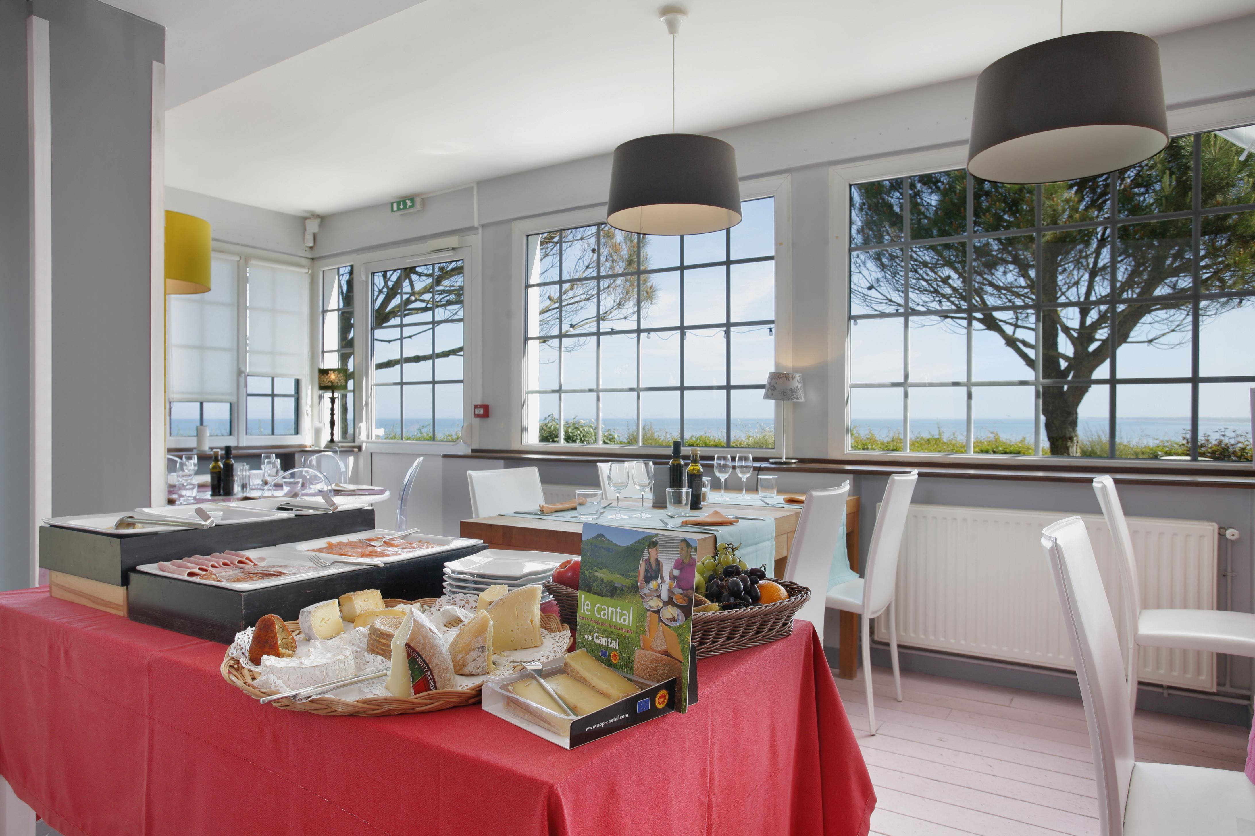 The Originals Hotel Le Cise Restaurant Chambres Et Suites Ault Exteriér fotografie