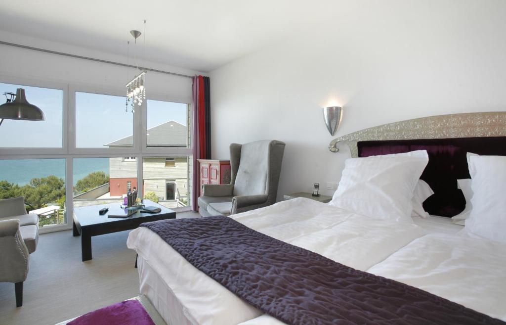 The Originals Hotel Le Cise Restaurant Chambres Et Suites Ault Exteriér fotografie